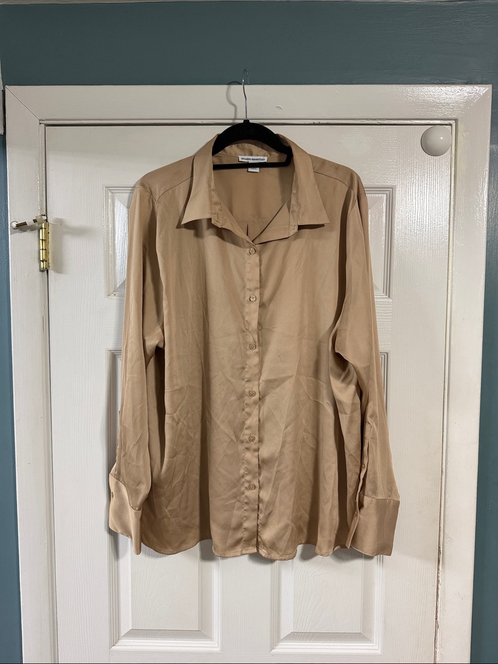 Amazon Essentials Beige Button-Down Long-Sleeve Shirt